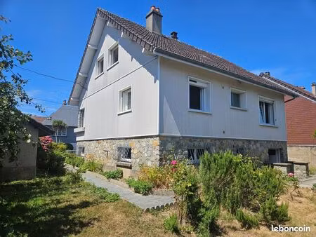 maison 6 pièces 102 m²