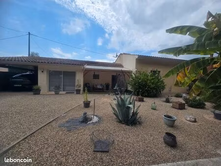 maison 7 pièces  4 chambres  2 sdb  2 wc  spa  180 m² sur terrain de 1026m²
