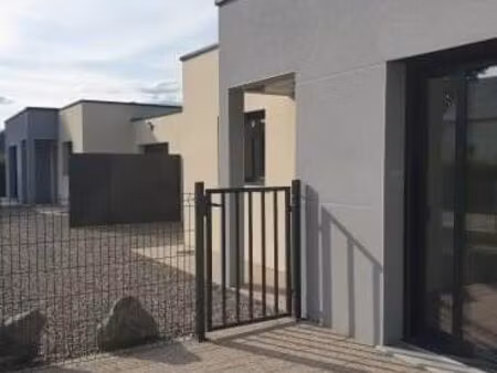 maison à louer mesnil-raoul