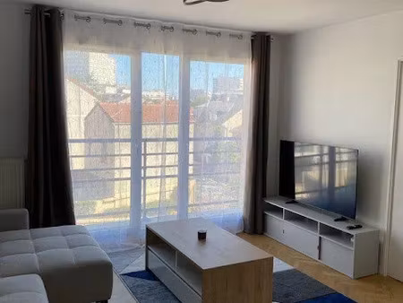 location meublée appartement 2 pièces 37 m² à alfortville (94140)  1 200 €