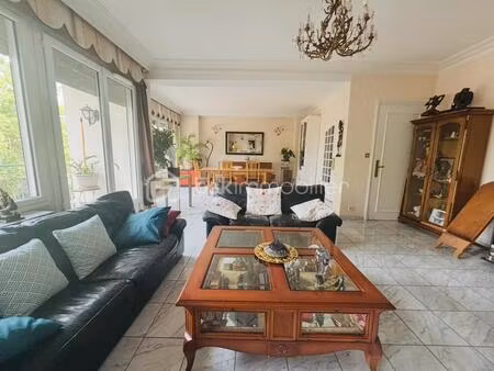 appartement de 150 23 m² à lyon-6e-arrondissement