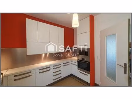 ses atouts pour cet appartement résident dans son agencement fonctionnel  quartier recherc