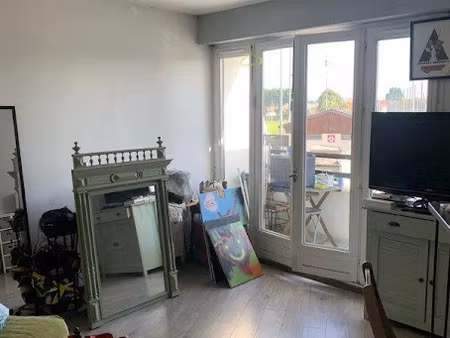 location meublée appartement 1 pièce 20 m² à talence (33400)  550 €