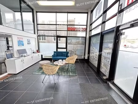 location bureaux 135 m²