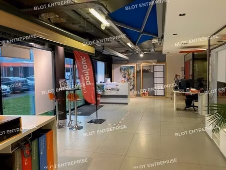 location bureaux 238 m²