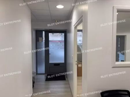 vente bureaux 72 m²