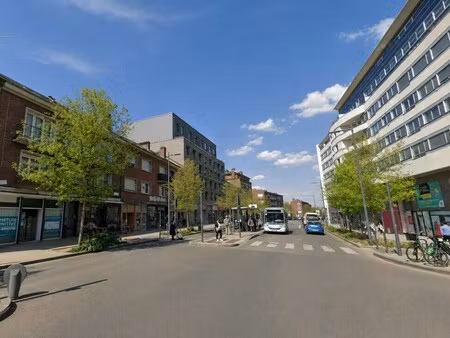 vente commerce amiens 80000 200m²