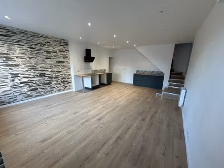 maison rénovée en 2026 centre ville louroux béconnais