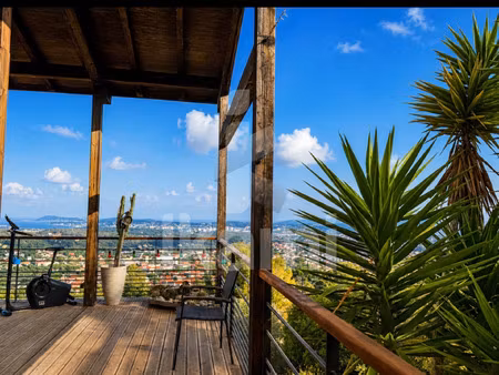 magnifique maison en bois de 144 m2 avec vue exceptionnelle