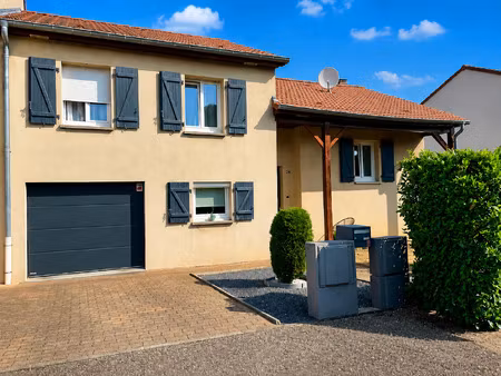 maison familiale 4 chambres avec terrasse  garage et jardin