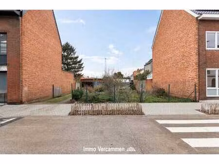 bouwgrond voor gesloten bebouwing met opp.138 m² te mechelen