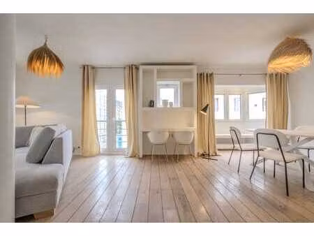 bel appartement (meublé) 2 chambres quartier européen