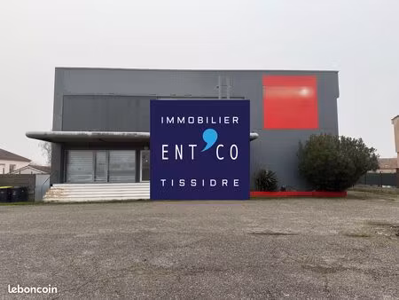 local 1500 m² boé
