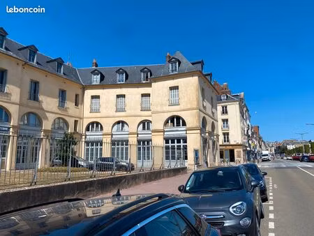 local commercial / bureaux