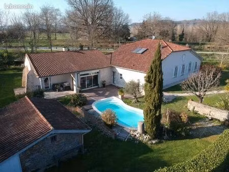 maison en pierre rénovée