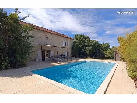 maison 6 pièces 185 m²