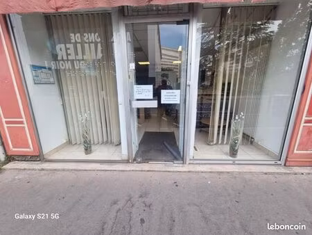 local commercial 100 m²