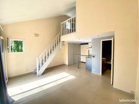 appartement t2 de standing balcon orienté sud