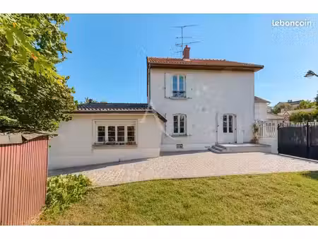 maison 4 pièces 104 m²