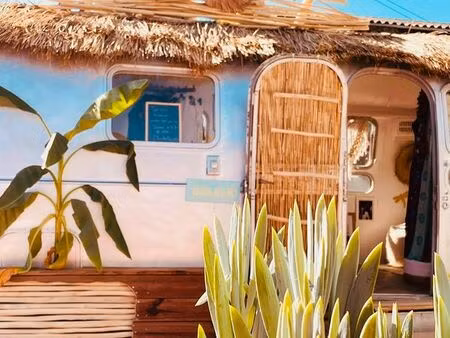 authentique  air stream  américain commerce  client en main un concept unique  au berges d