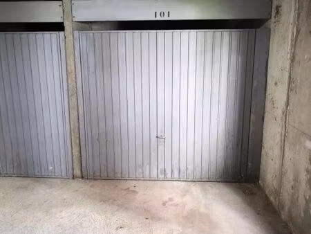 garage/box 12 m² saint etienne