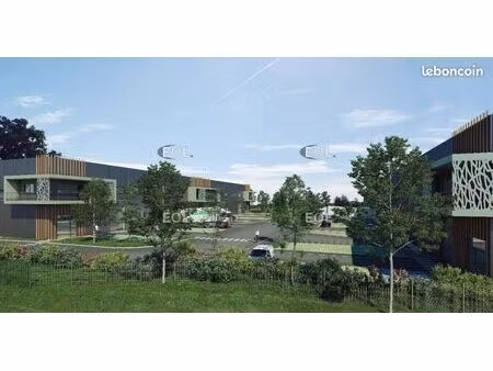 local d'activité 3 309 m²
