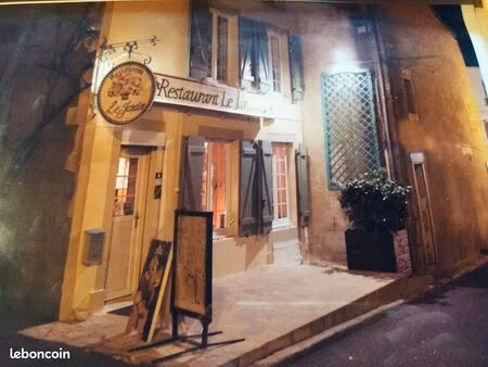 restaurant murs fond tout équipé