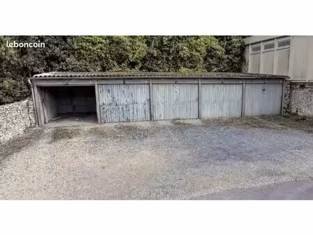 garage à louer