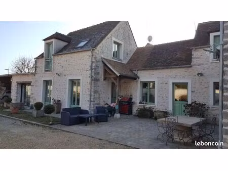 propriété 7 pièces 209 m²