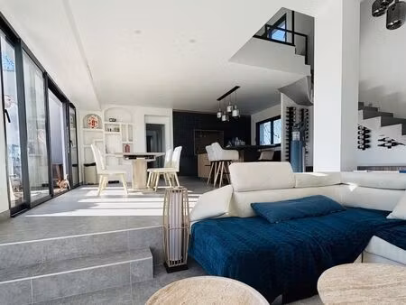maison 4 pièces 115 m²