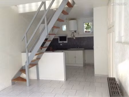 location maison de ville