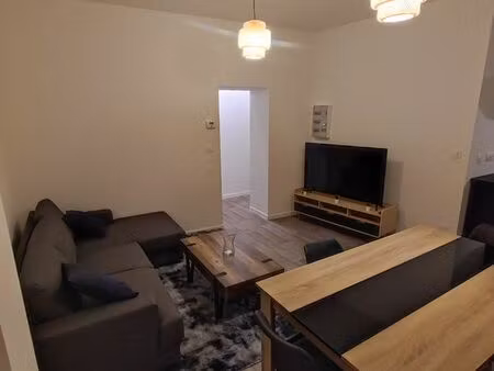 a louer – appartement 3 pièces meublé rénové 56m² rive-de-gier