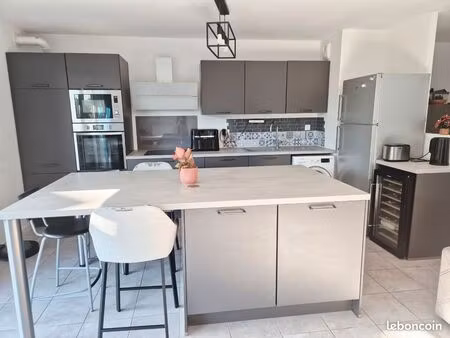 appartement t4 avec terrasse à mérignac