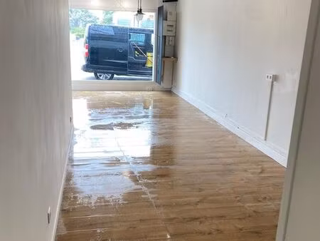 local commercial