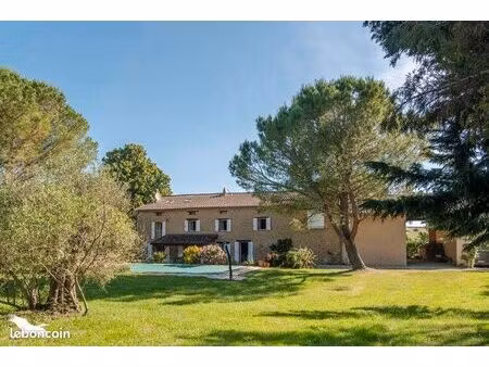 ferme 8 pièces 270 m²