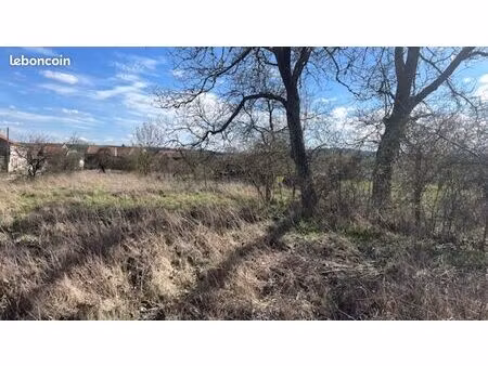terrain 668 m² arracourt