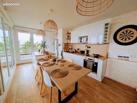 t4 duplex rénové – terrasse 45 m²