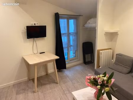 vends studio le puy centre