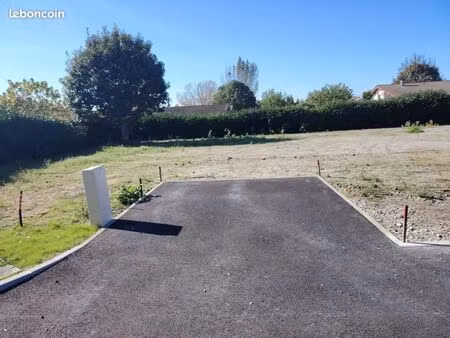 terrain 604 m² le teich