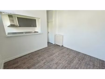 studio 1 pièce 19 m²