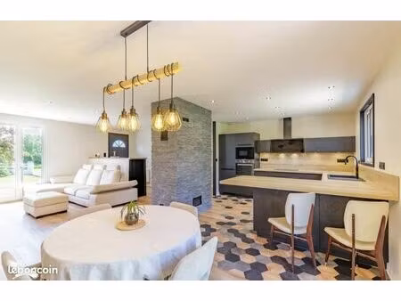 maison 5 pièces 105 m²