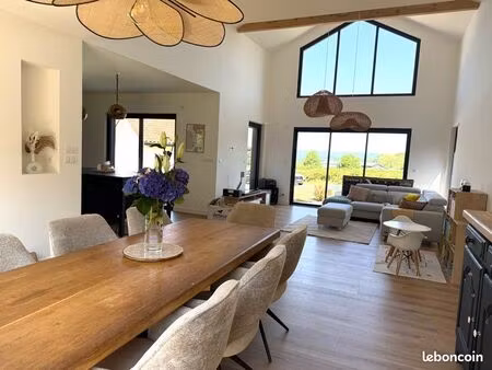 maison contemporaine 143m2 - 4 chambres - terrain 1874m2 - double garage