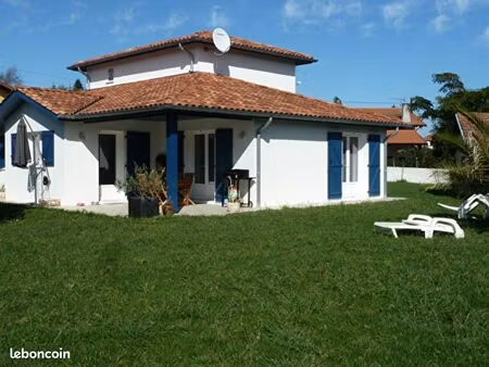 villa 5 pièces 131 m²