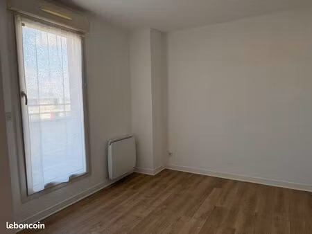 à louer appartement f4