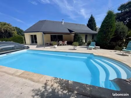 villa 5 pièces 140 m²