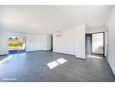 villa 4 pièces 98 m²