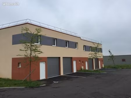 local d’activité entrepôt