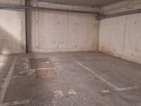 parking 14 m² balma
