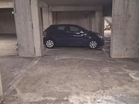 parking 16 m² balma
