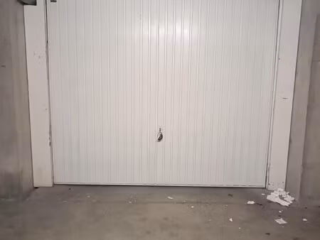 garage/box 15 m² muret